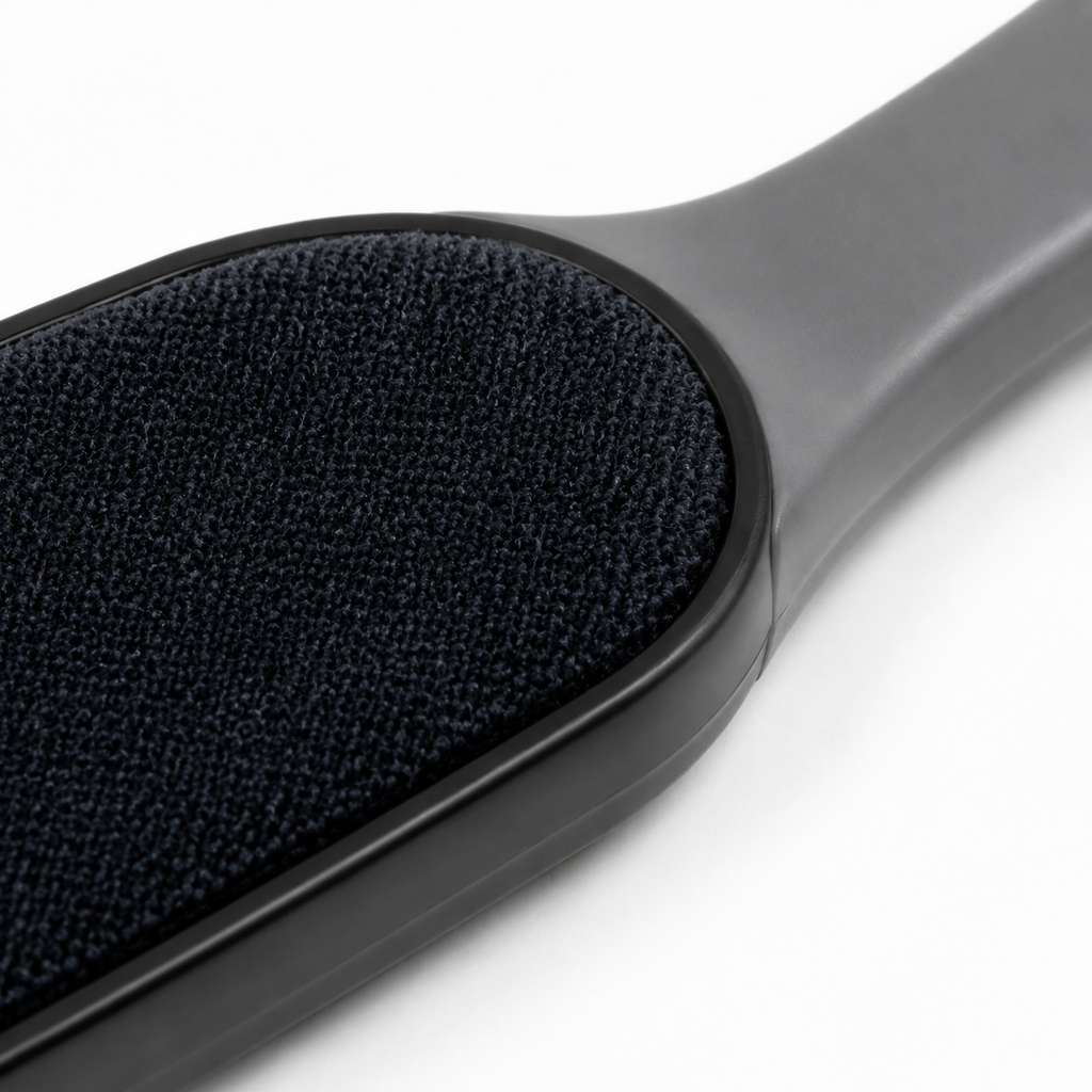 Reusable Double-Sided Lint Brush